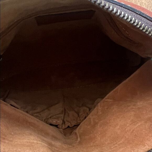 Patricia Nash Valerie Tan Leather Clutch Wristlet - Picture 10 of 11